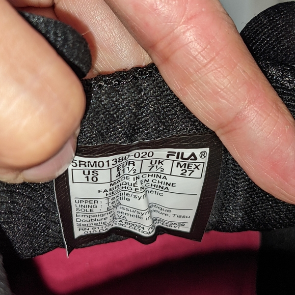 NWOT memory foam sneakers by Fila - Picture 6 of 16